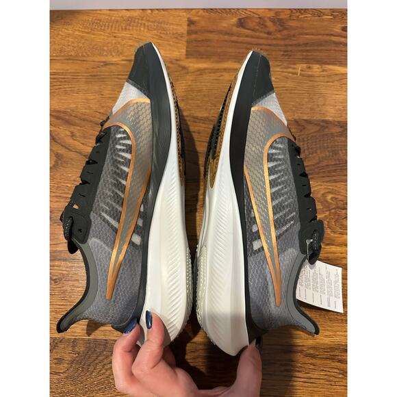 Nike Men's Zoom Gravity Running Shoes Smoke/Copper Size 10.5 NWT - Picture 6 of 9